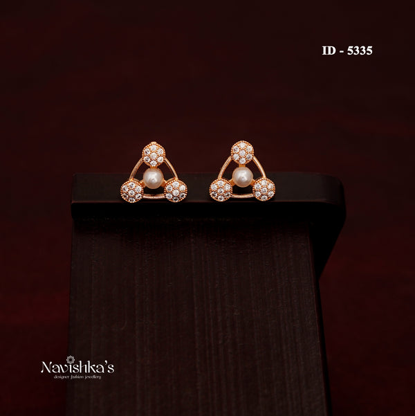 EAR TOPS/ STUDS