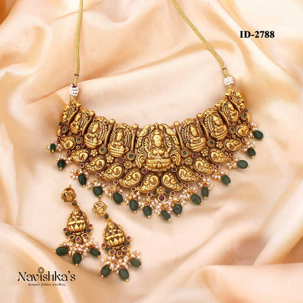 Nakshi Choker
