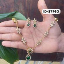 Load image into Gallery viewer, Antique Necklace Set
