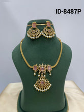 Load image into Gallery viewer, Antique Necklace Set
