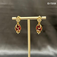 Load image into Gallery viewer, Victorian Hangings
