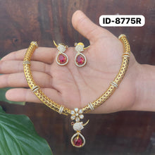Load image into Gallery viewer, Victorian Kante Necklace Set
