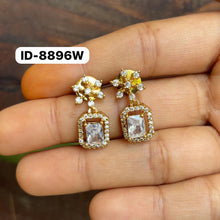 Load image into Gallery viewer, Antique Ear Tops/Studs
