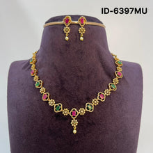 Load image into Gallery viewer, Antique Necklace Set
