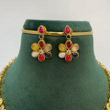 Load image into Gallery viewer, Necklace Set
