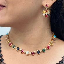 Load image into Gallery viewer, Necklace Set
