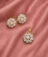 Ad pendent set