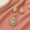 AD pendent set