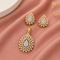 AD pendent set