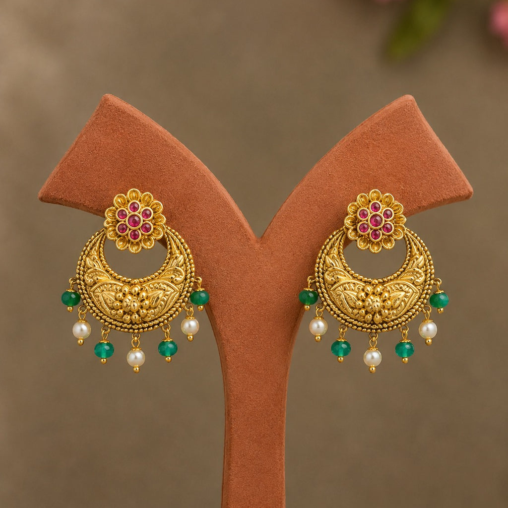 Chandbali Hangings