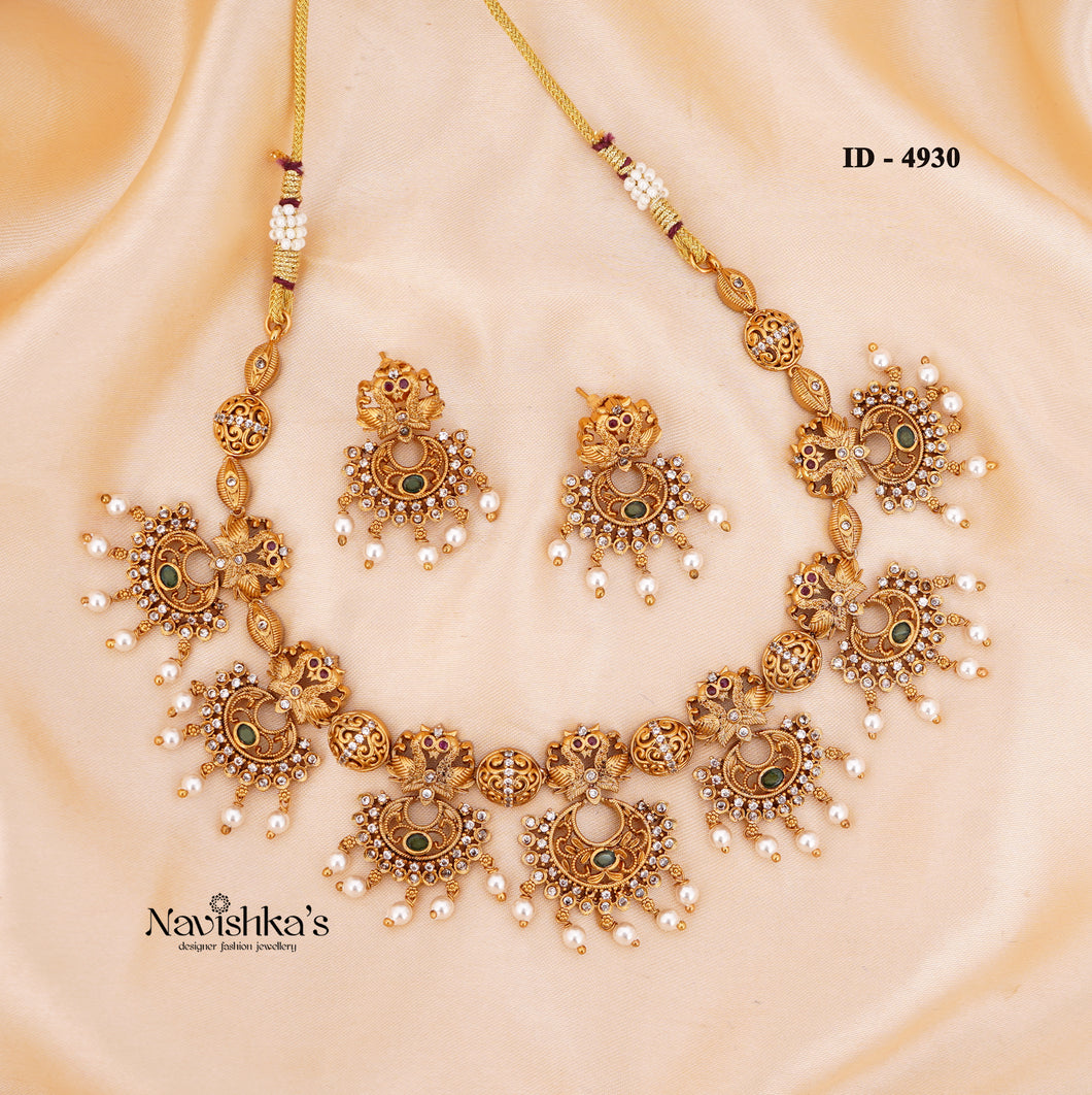Gold Look Necklace Set