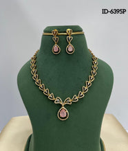 Load image into Gallery viewer, Victorian Necklace Set
