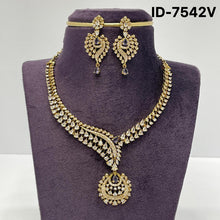 Load image into Gallery viewer, Victorian Necklace Set

