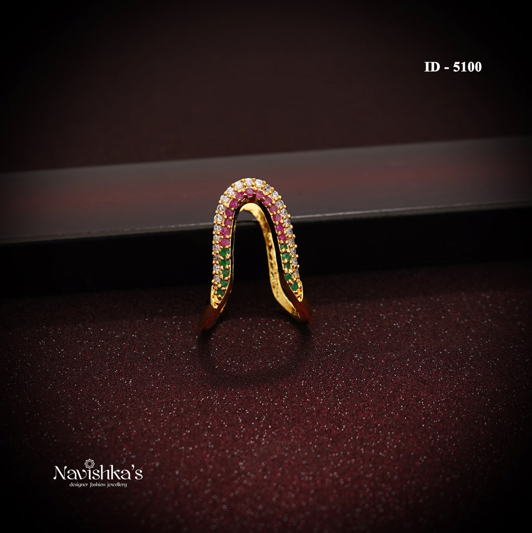 Zircon Finger Ring