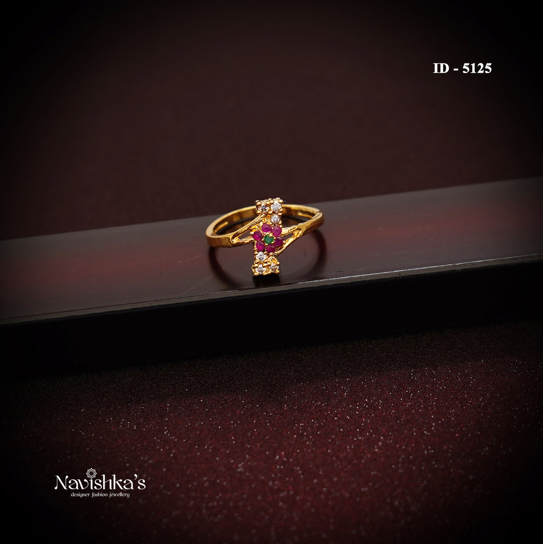 Zircon Finger Ring