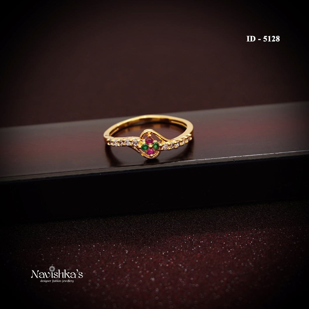 Zircon Finger Ring