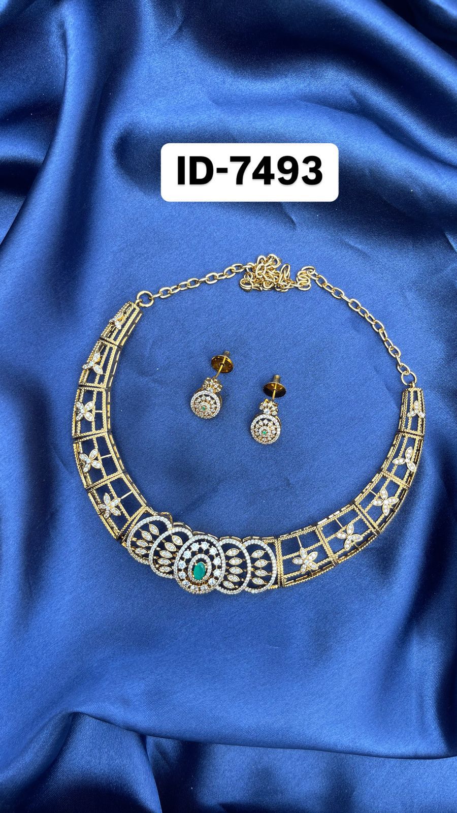 Victorian Kante Necklace Set