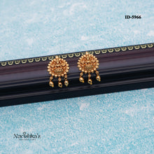 Load image into Gallery viewer, Antique Ear Tops/Studs
