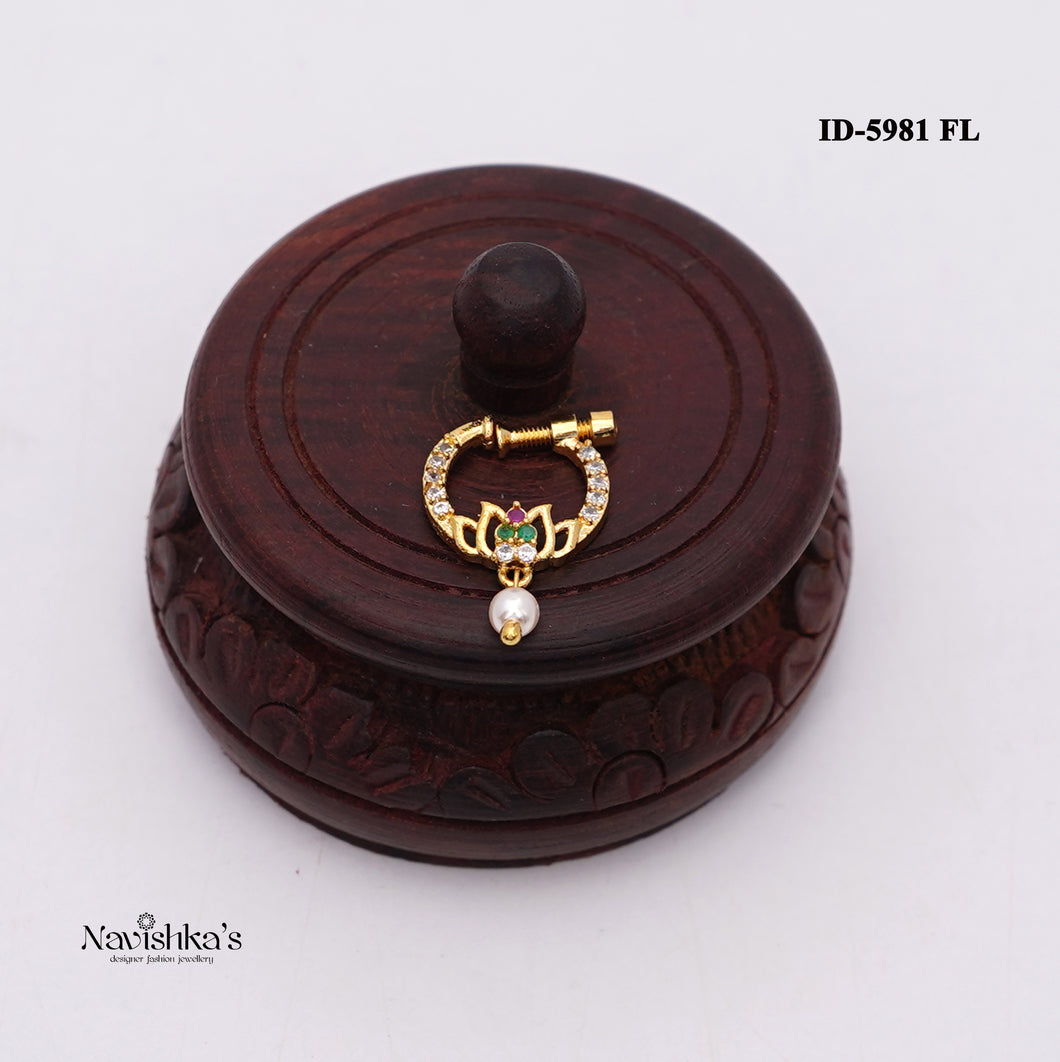 Zircon Nosepin