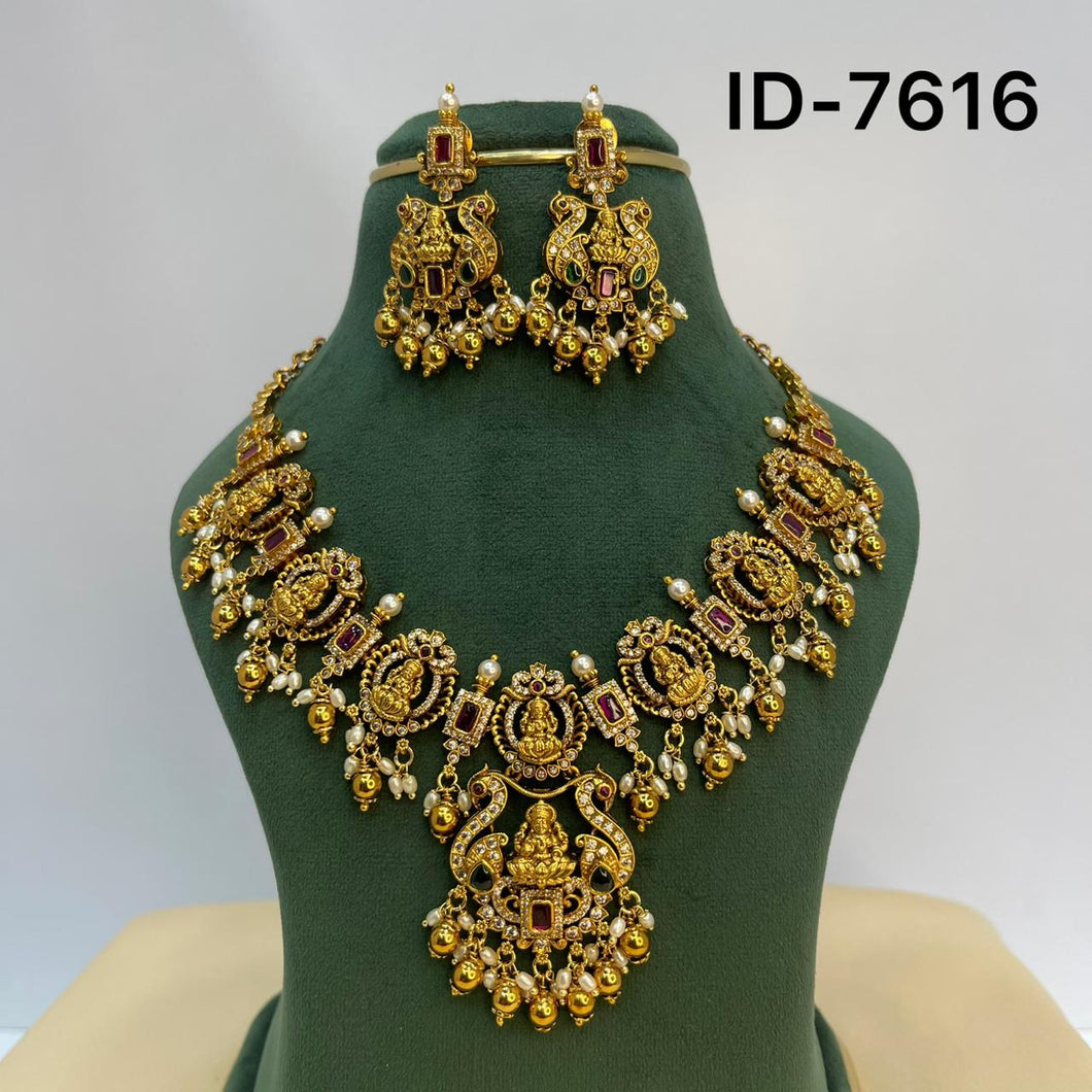 Antique Necklace Set