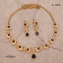 Load image into Gallery viewer, Victorian Necklace Set
