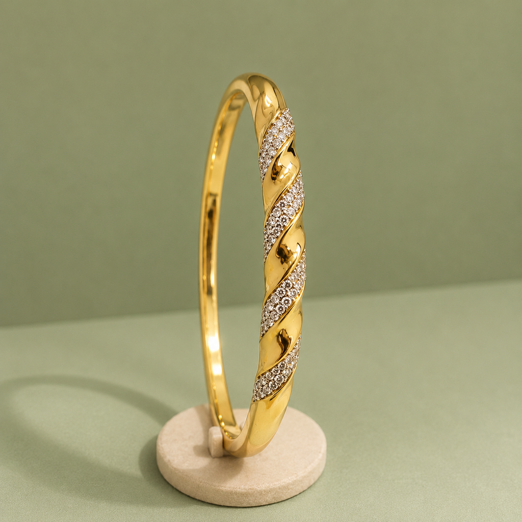 AD BRACELET