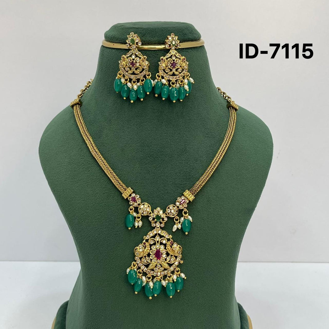 Antique Necklace Set