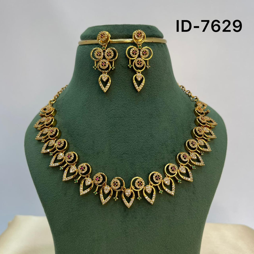Antique Necklace Set