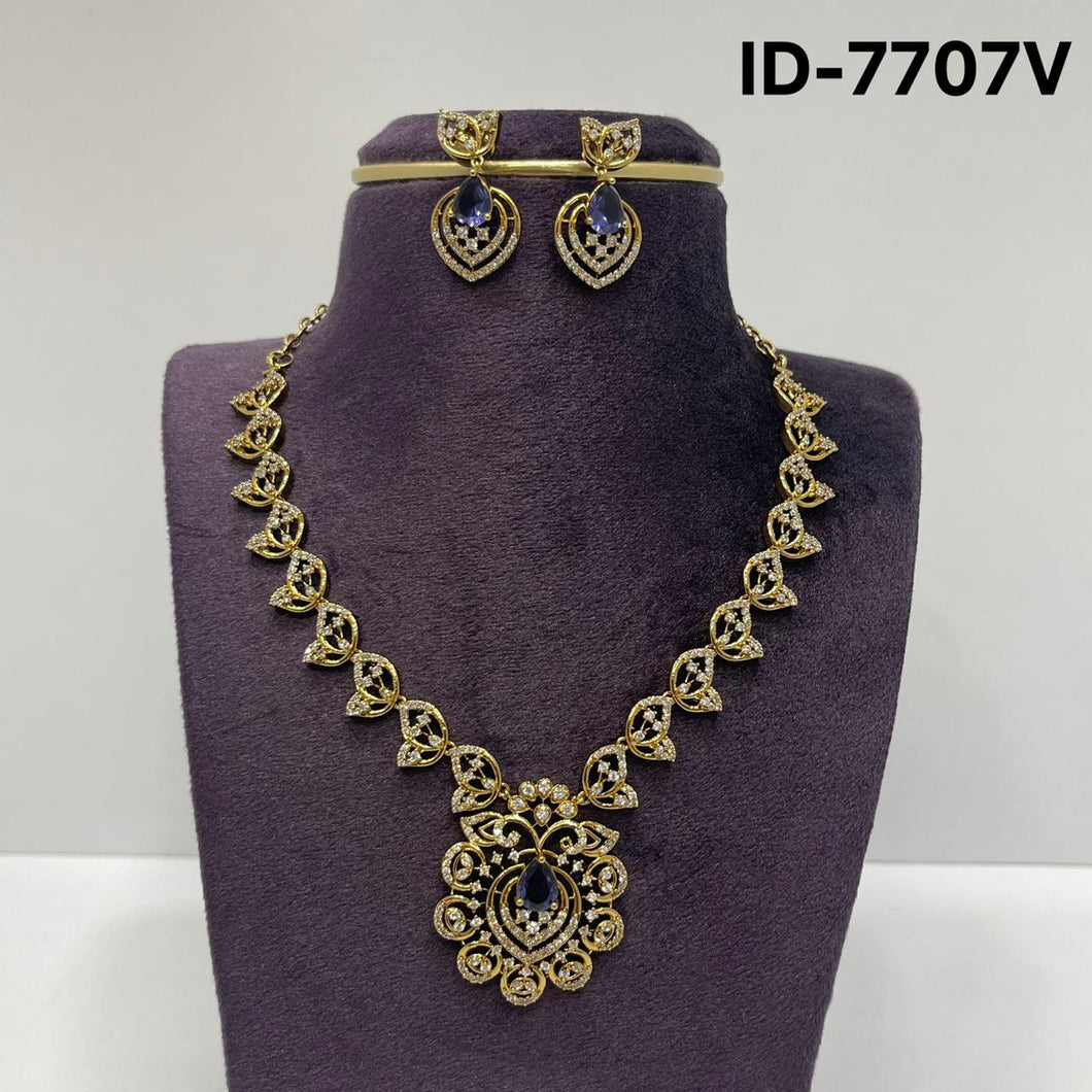 Victorian Necklace Set