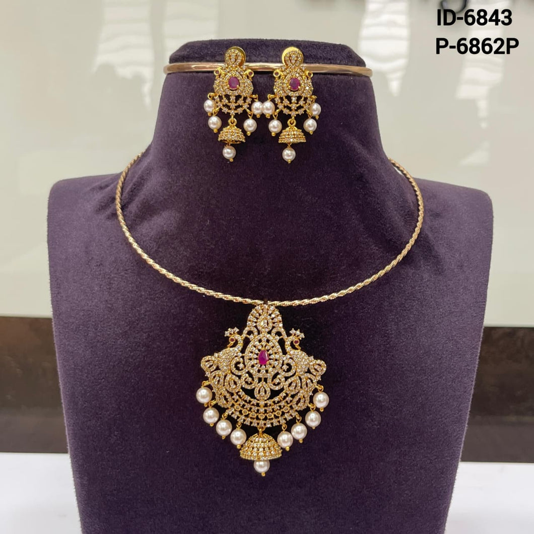 Hasli with Antique pendant