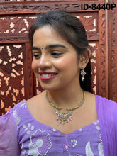 Load image into Gallery viewer, Victorian Necklace Set
