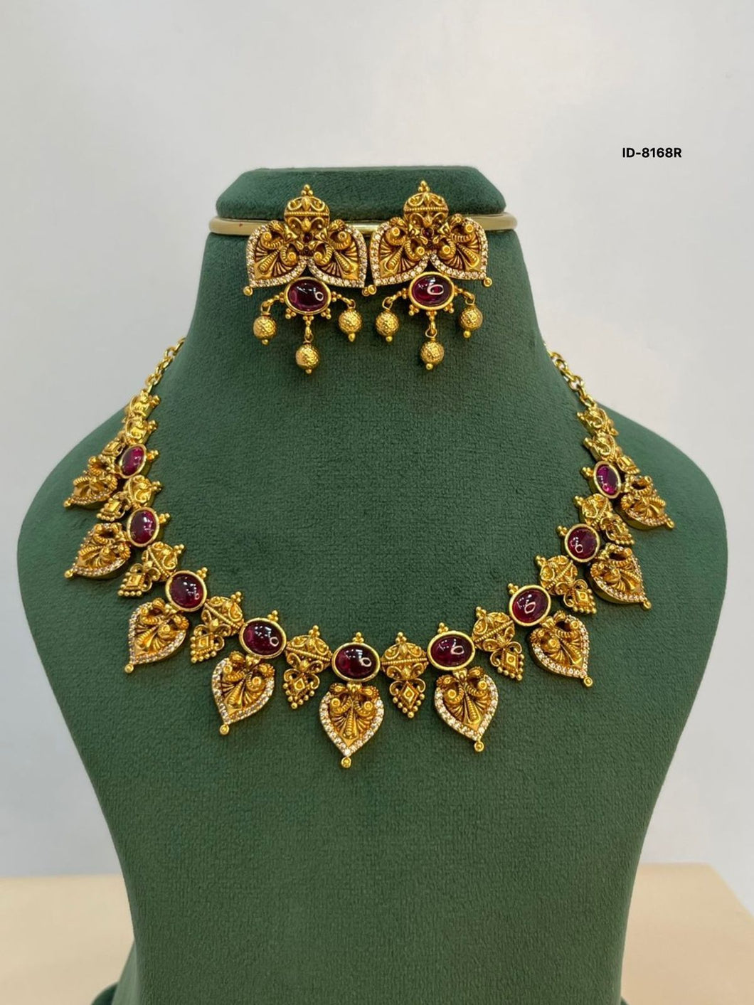 Necklace Set
