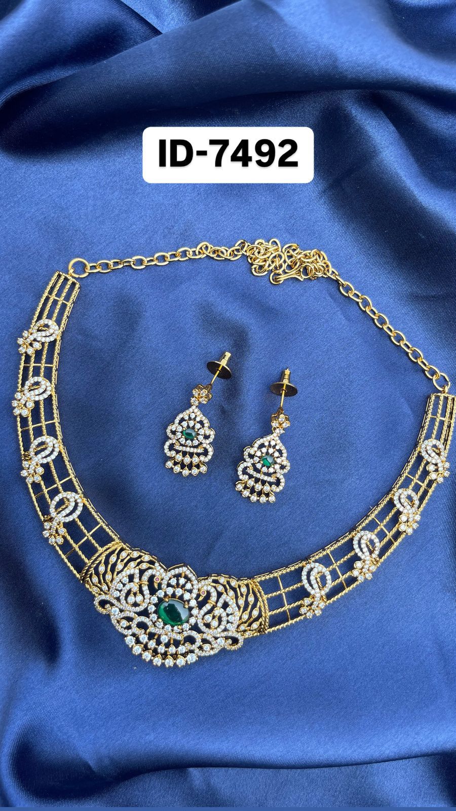 Victorian Kante Necklace Set