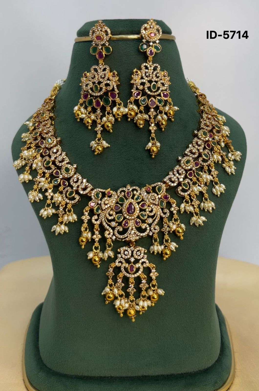 Antique Necklace Set