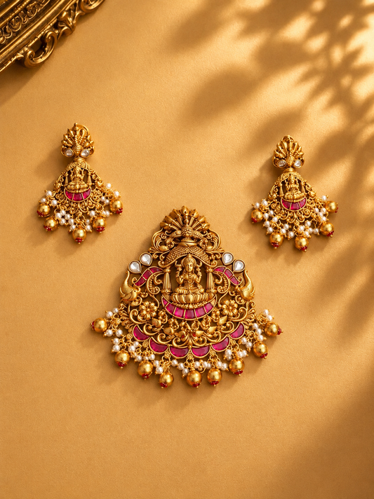 Nakshi pendent