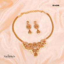 Load image into Gallery viewer, Antique Choker
