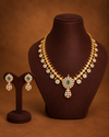AD necklace set