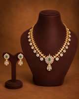 AD necklace set