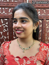 Load image into Gallery viewer, Antique Necklace Set
