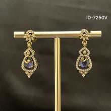 Load image into Gallery viewer, Victorian Hangings
