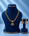 AD necklace set