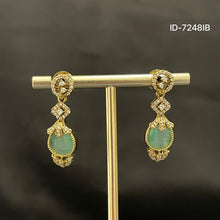 Load image into Gallery viewer, Victorian Hangings
