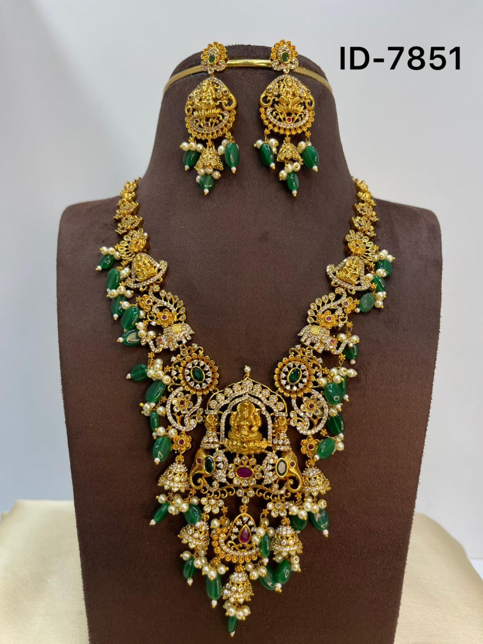 Antique Necklace Set