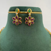Load image into Gallery viewer, Necklace Set
