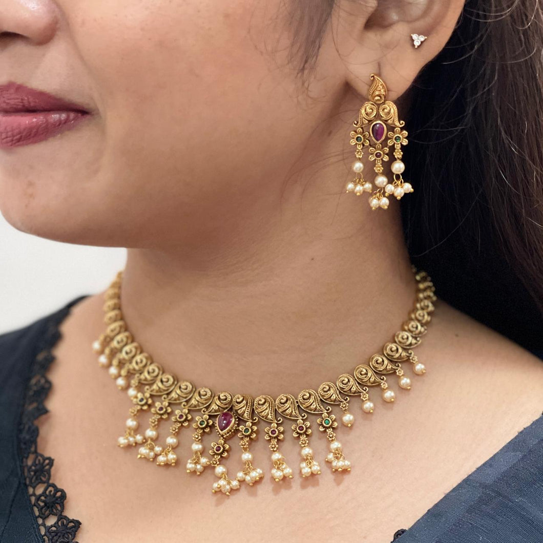 Antique Necklace Set