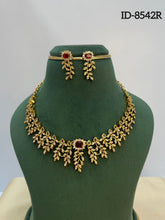 Load image into Gallery viewer, Antique Necklace Set
