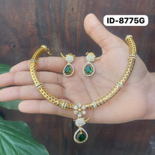 Load image into Gallery viewer, Victorian Kante Necklace Set

