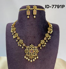 Load image into Gallery viewer, Victorian Necklace Set
