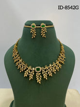 Load image into Gallery viewer, Antique Necklace Set
