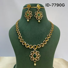 Load image into Gallery viewer, Antique Necklace Set

